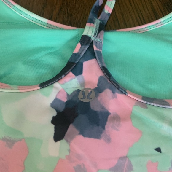 Lululemon Power Y tank top, EUC - Size 6 - Picture 3 of 4